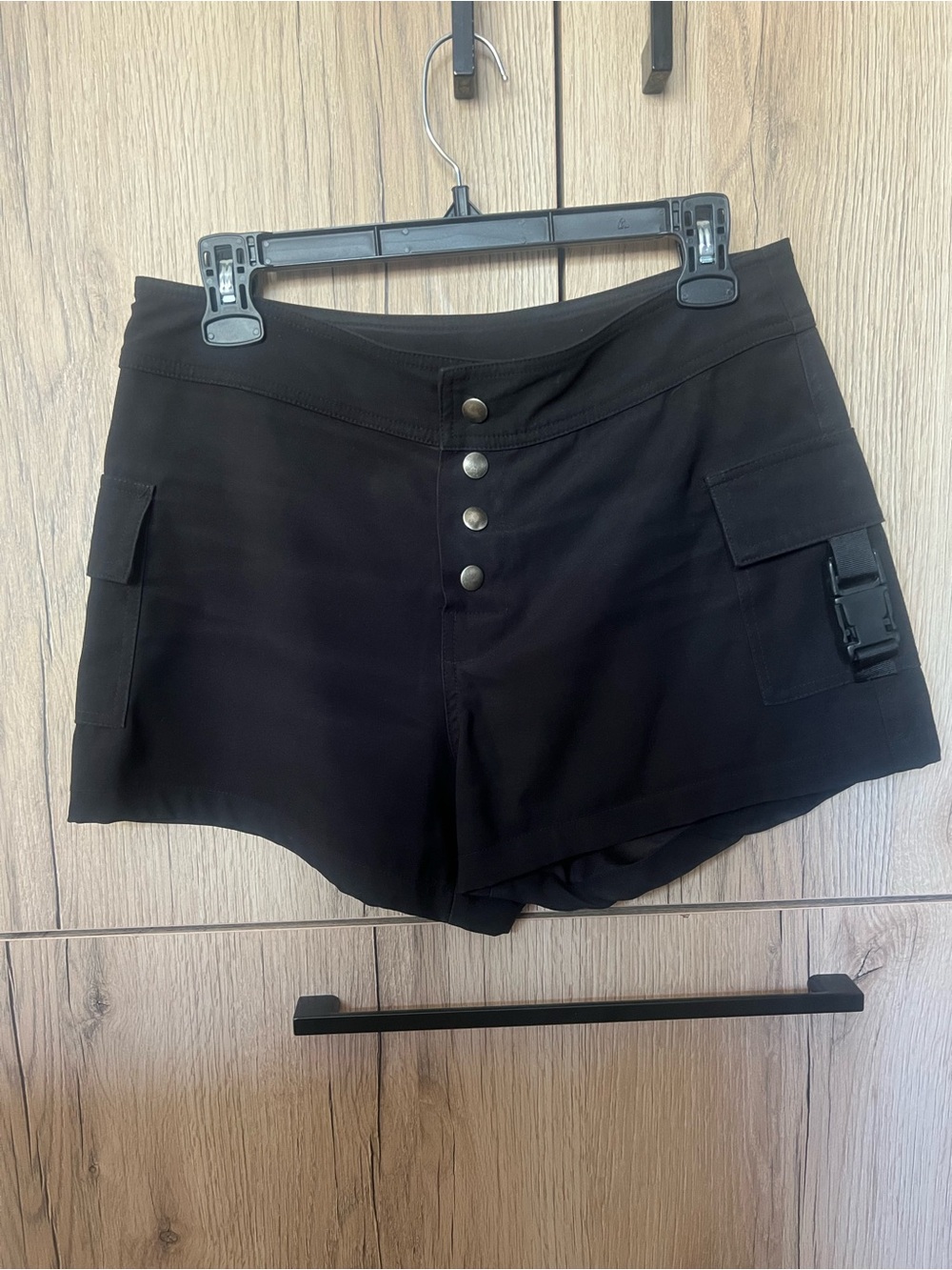 Women’s Black Cargo Button-Front Shorts